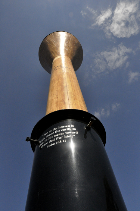 The World's Largest Golf Tee