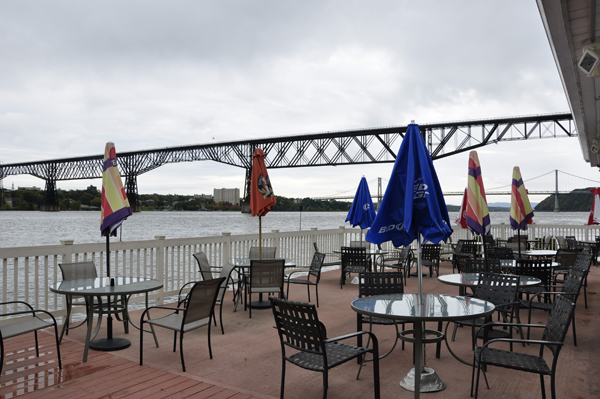 outside seating and the Poughkeepsie Bridge