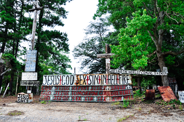 Jesus saves monument