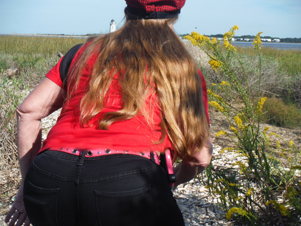 Lee takes a butt shot of Karen