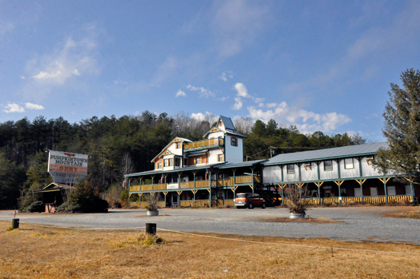 Pumpkintown Mountain Opry building