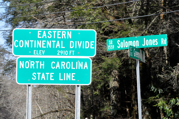 Eastern Continental Divide sign
