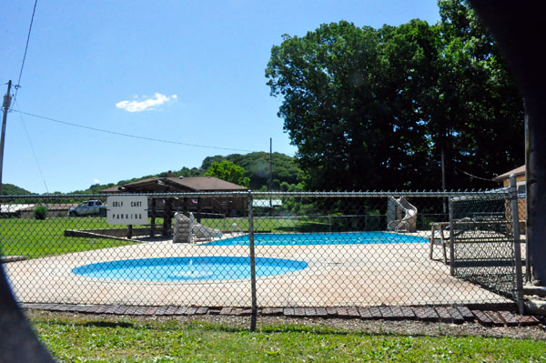 pool in upper level