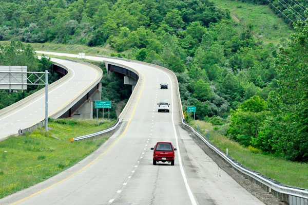 a curvy bridge