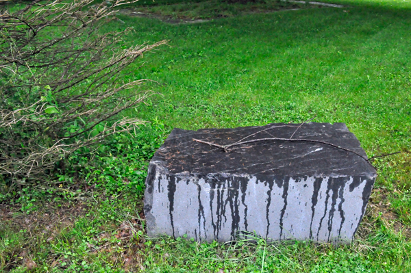 black granite monuments