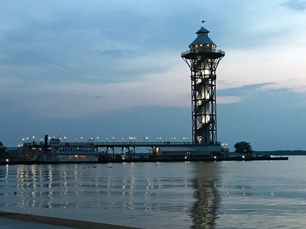 Bicentennial tower