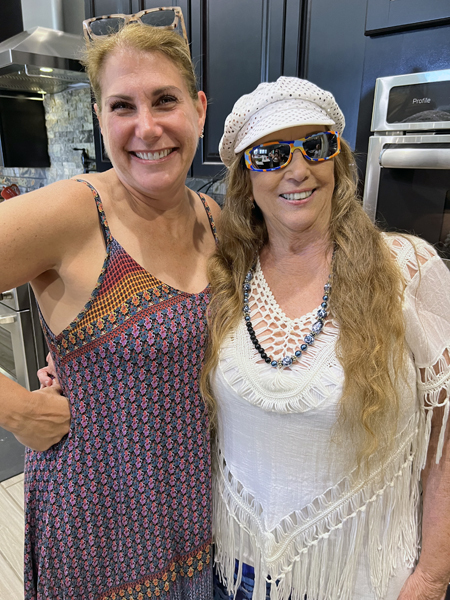 Lee's niece and Karen Duquette