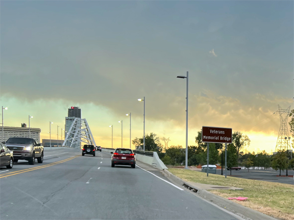 Veterans Memorial Bridge