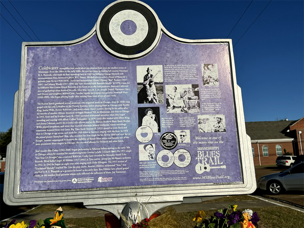 Mississippi Blues Trail sign