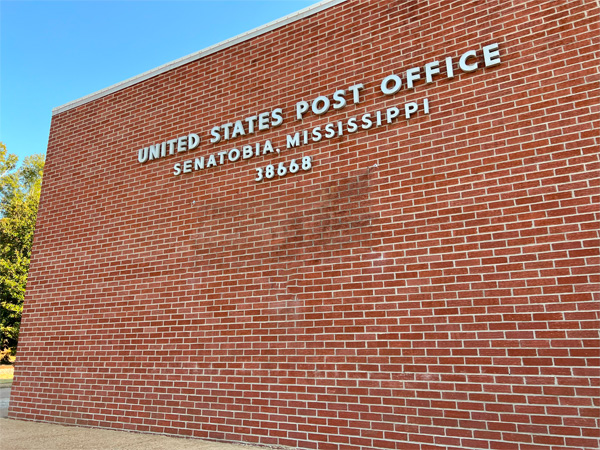 Senatobia post office