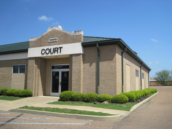 Senatobia Court House