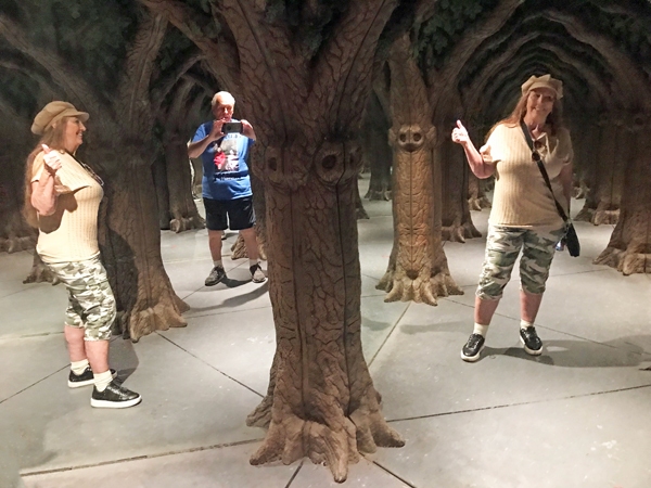 How many Karen's can Lee handle