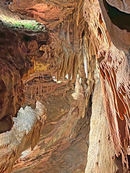 inside Shenadoah Caverns