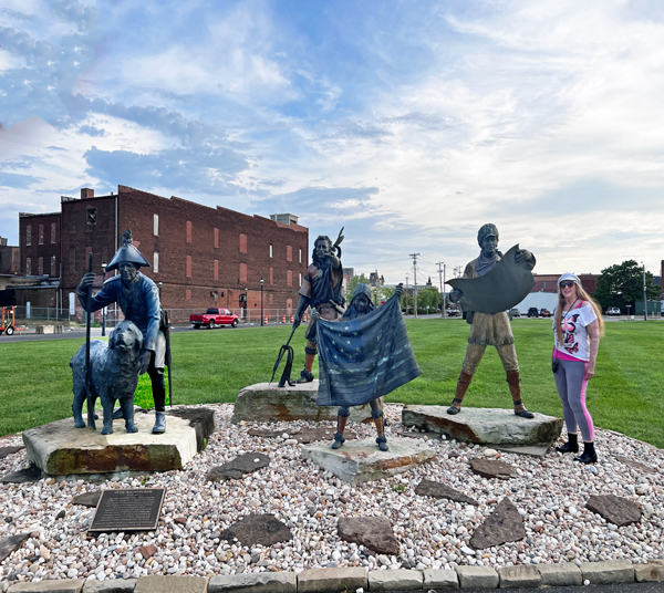 Karen Duquette and the Lewis and Clark Scene