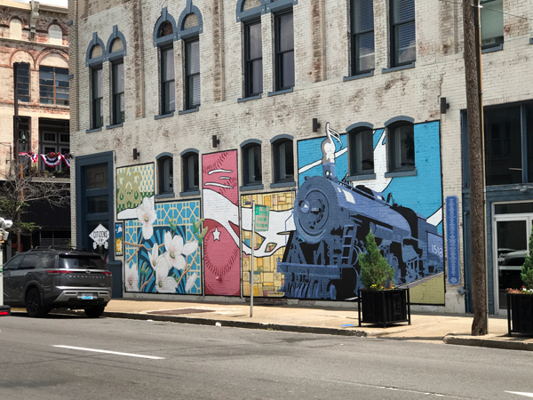 train mural