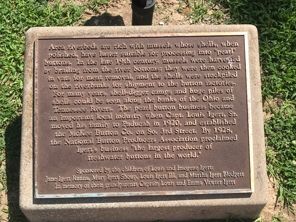 sign about riverbeds