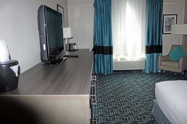 La Quinta by Wyndham Hotel room