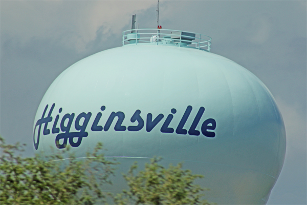 Higginsville waer tower