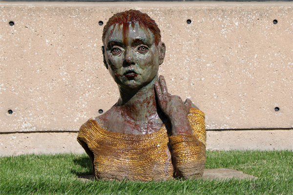 Figureine head sculpture art