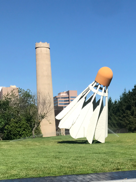 giant shuttlecock