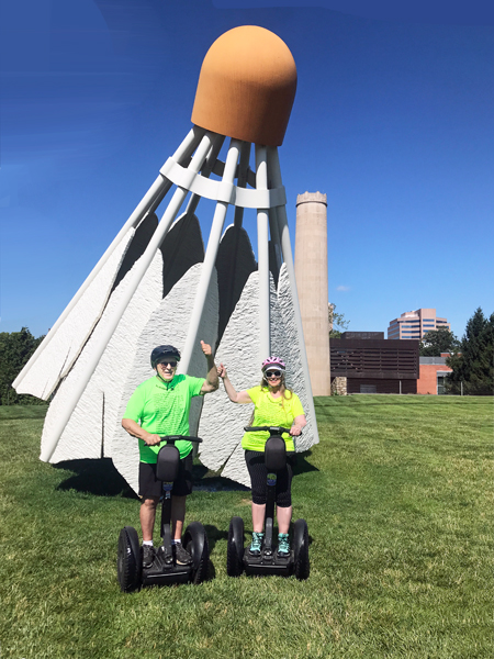 Lee and Karenn duquette by the giant Badmitten birdie