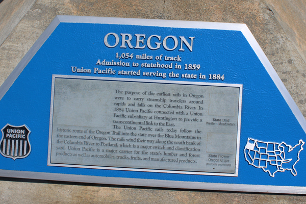 Oregon had 1,054 miles of track