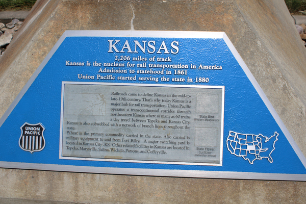 Kansas had 2,206 miles of track