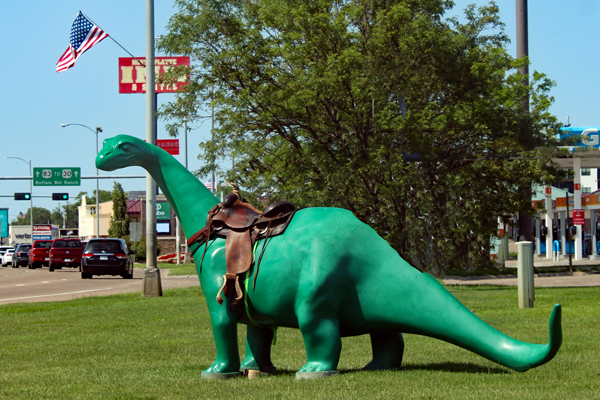 Sinclair dinosaur with saddle