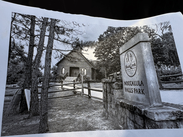 Noccalula Falls Park photo