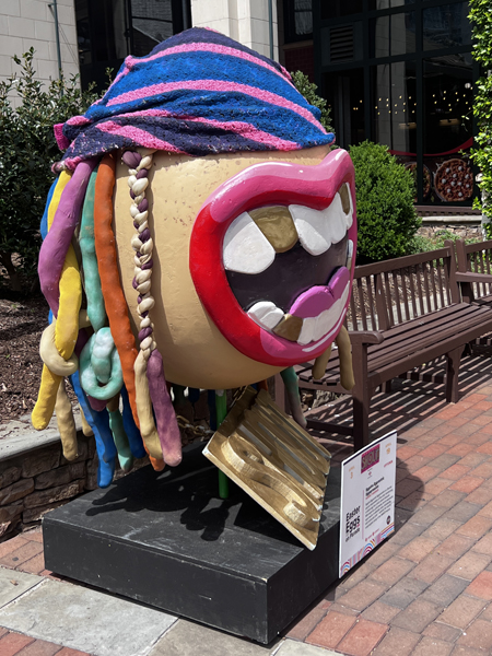 Eggstra Eggcentric Eggspression