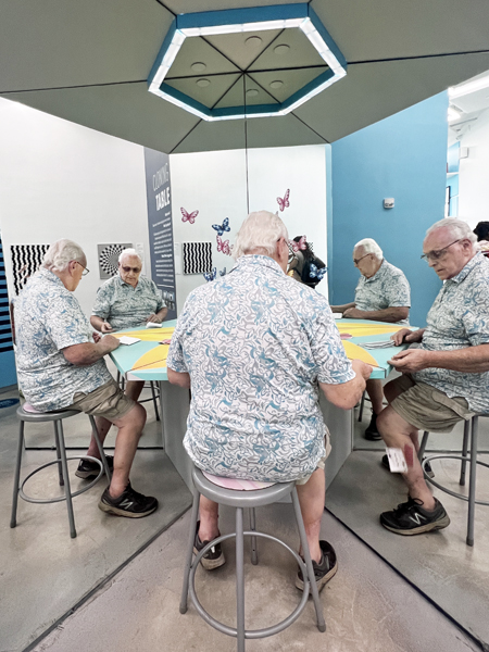 Lee Duquette at the cloning table