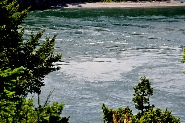 the mysterious channel and tide currents