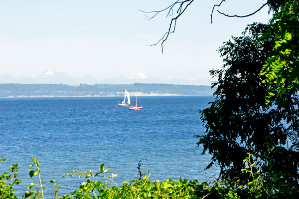 view of the Cascade Mountain Range