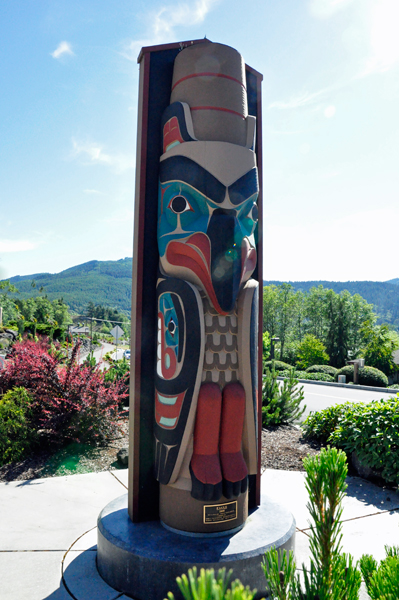 Eagle Totem Pole