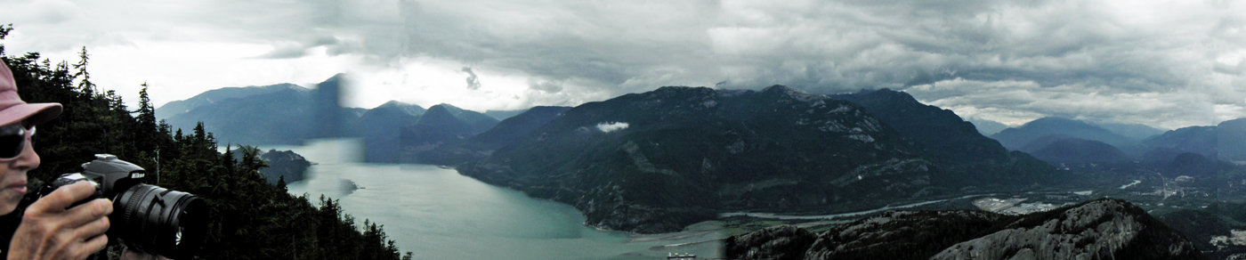 a messed up panorama shot