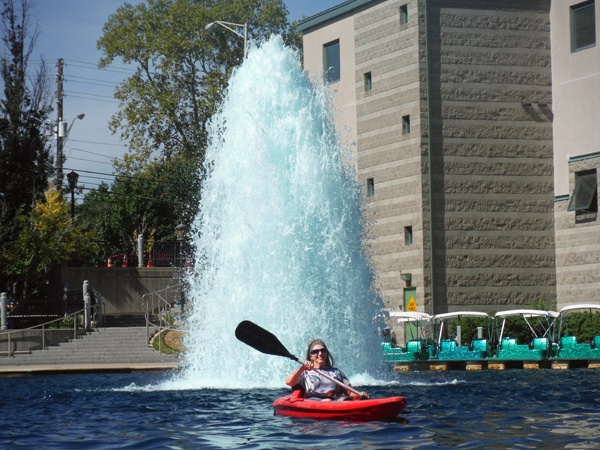 Karen gets up close to the fountain
