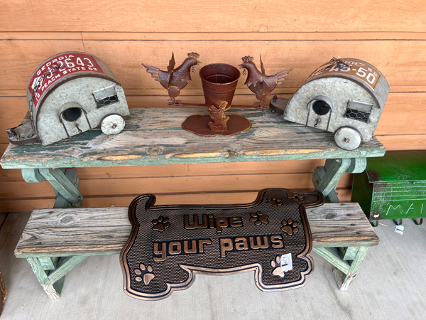 decor and stuff for sale