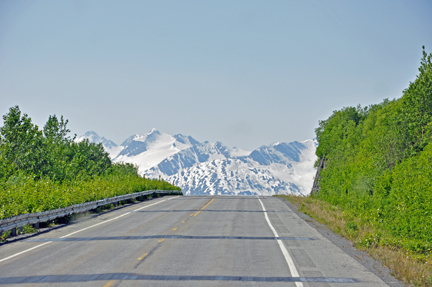 looks like we will drive right into the mountain