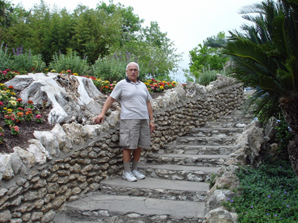 Lee Duquette at entrance to Chinese Tea Garden