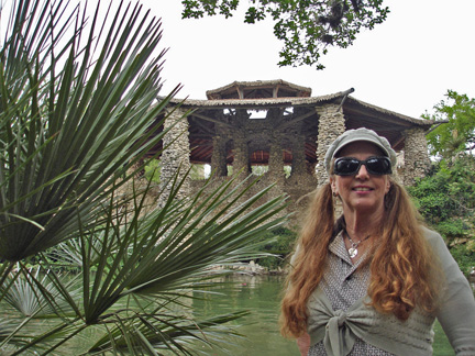 Karen at Japanese Sunken Gardens / Chinese Tea Gardens